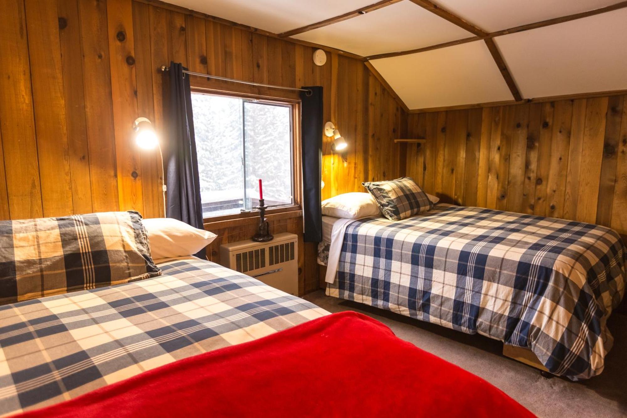 Red Shutter Inn Росленд Екстериор снимка
