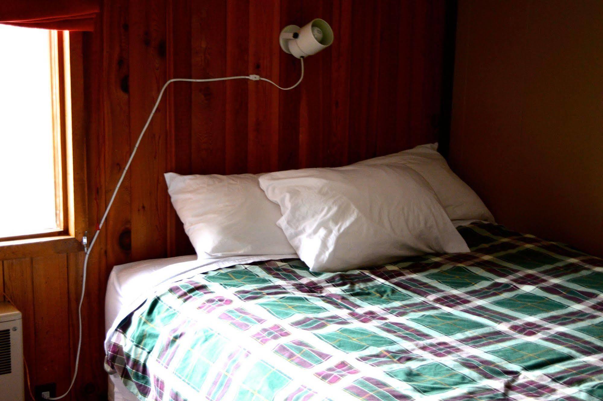 Red Shutter Inn Росленд Екстериор снимка