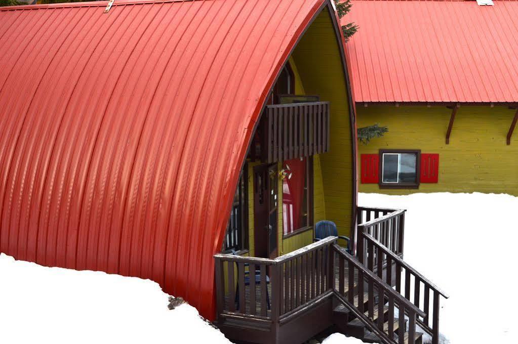 Red Shutter Inn Росленд Екстериор снимка